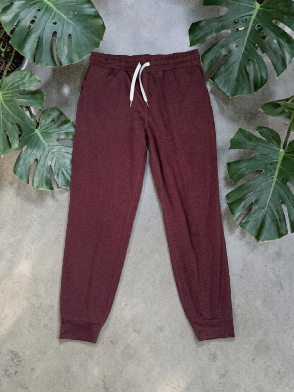 Vuori Halo Essential Maroon Drawstring Jogger Pants